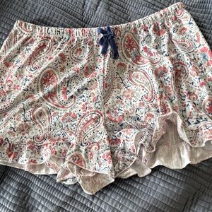 Ink & ivy Floral Paisley Ruffle Shorts medium NWT